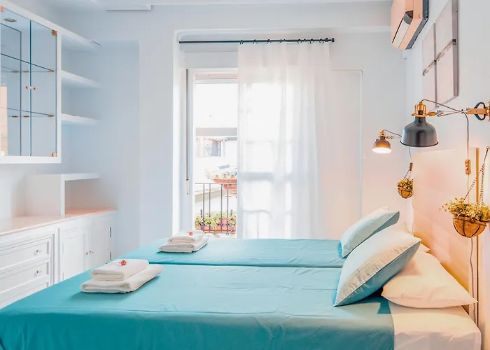 Riverside Apartment In Triana
